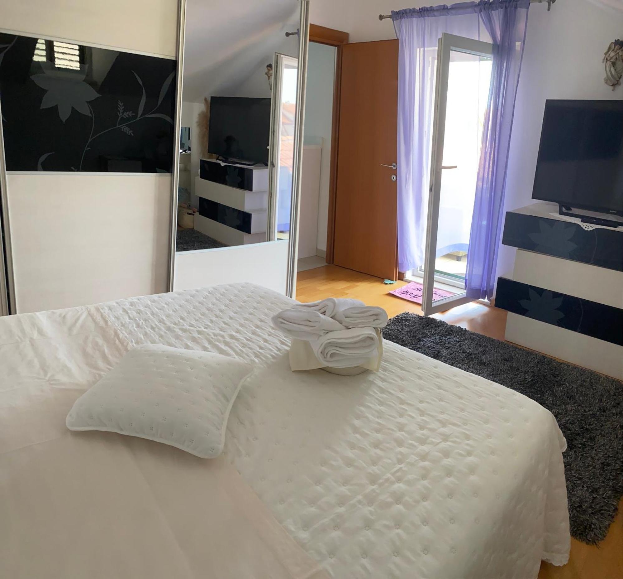 Apartment Dome Σπλιτ Εξωτερικό φωτογραφία