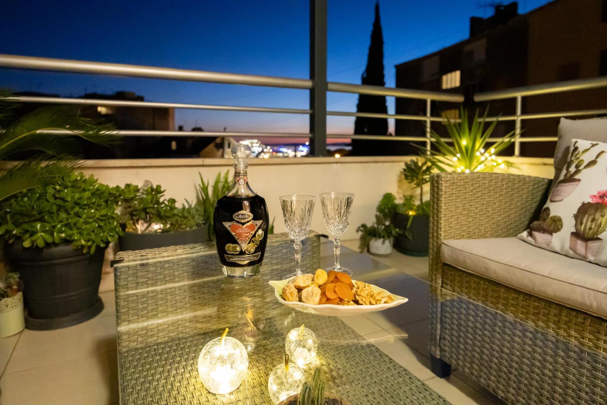 Apartment Dome Σπλιτ Εξωτερικό φωτογραφία