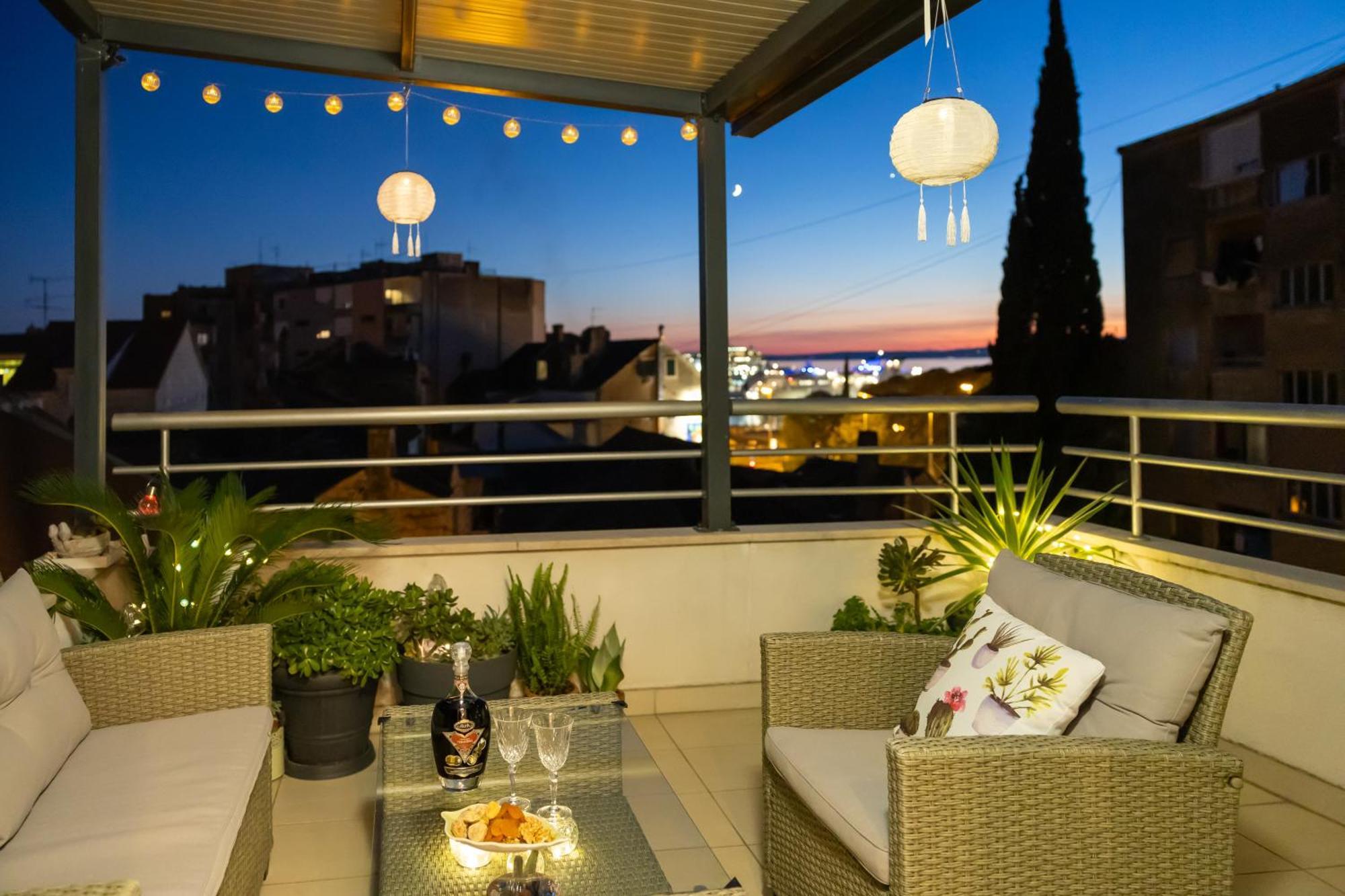 Apartment Dome Σπλιτ Εξωτερικό φωτογραφία