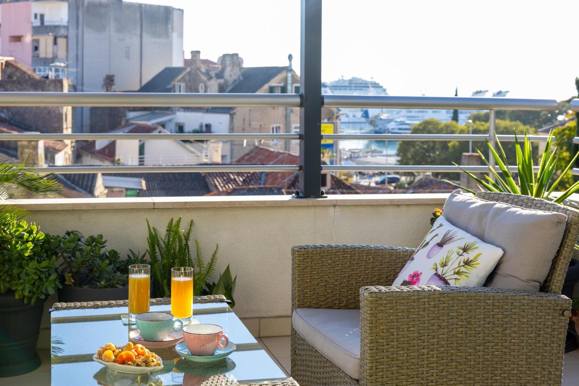 Apartment Dome Σπλιτ Εξωτερικό φωτογραφία
