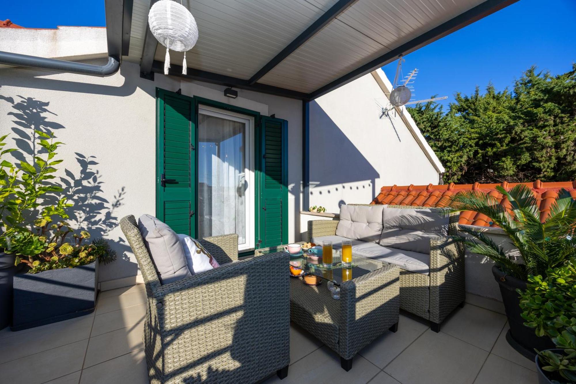 Apartment Dome Σπλιτ Εξωτερικό φωτογραφία
